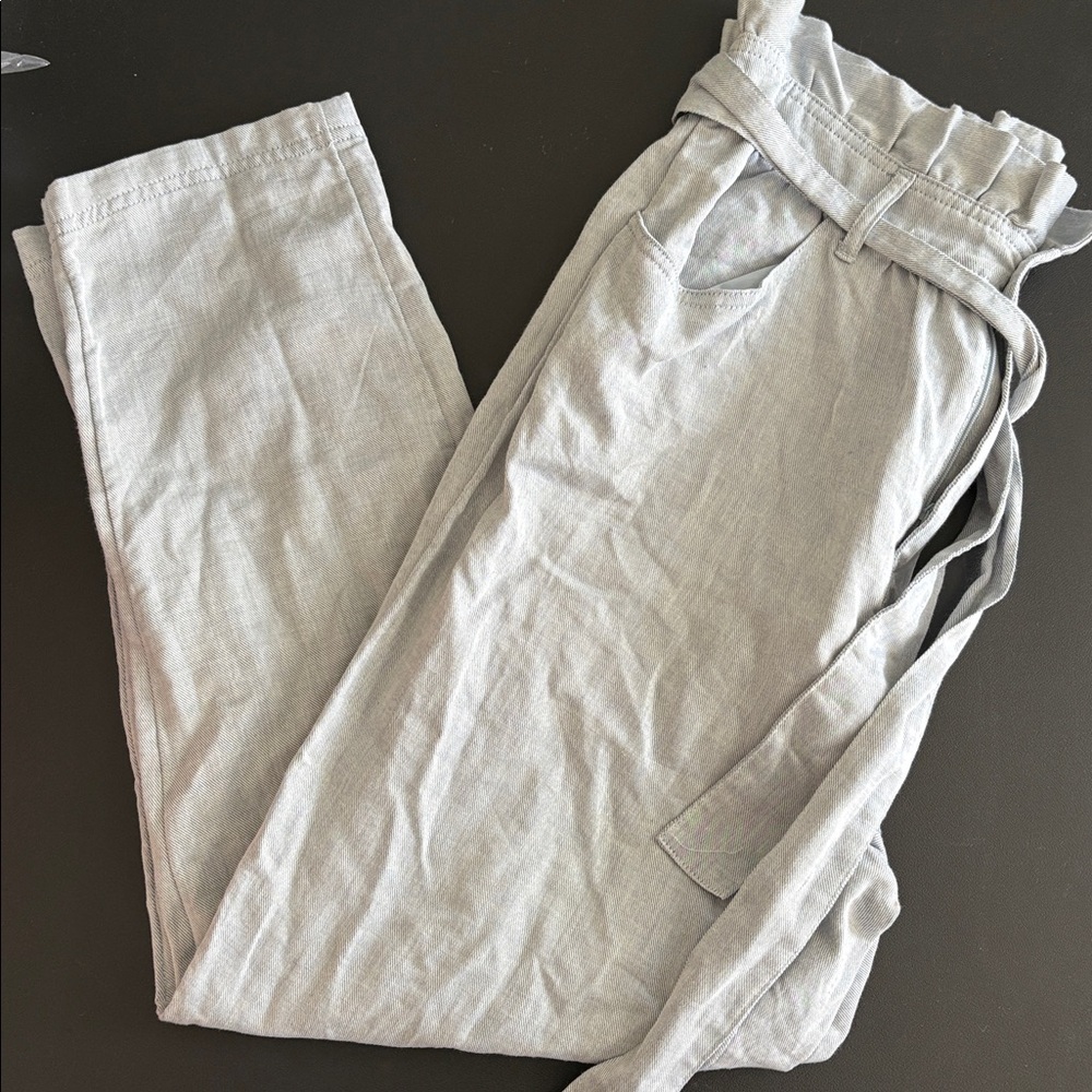 NWT Who What Wear Womens Blue Chambray paper-bag pants Size 6